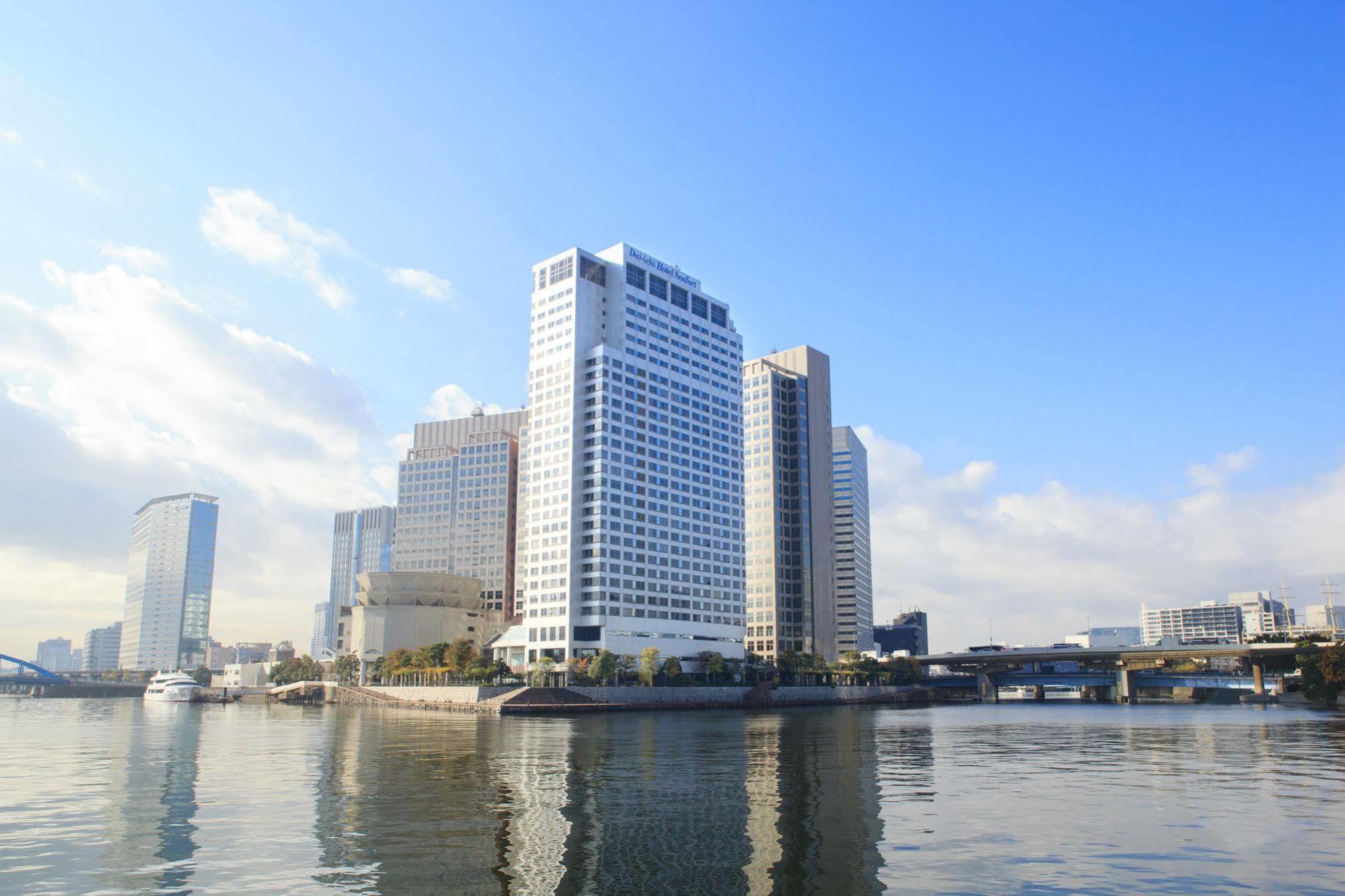 โรงแรม Ana Bay By Ihg